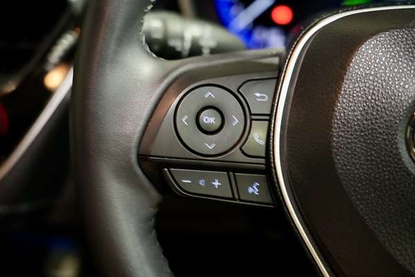 2020 Toyota Corolla ZR Hybrid ZWE211R