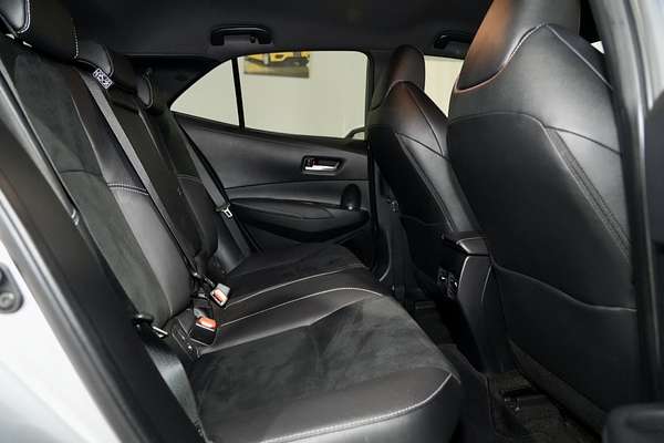 2020 Toyota Corolla ZR Hybrid ZWE211R