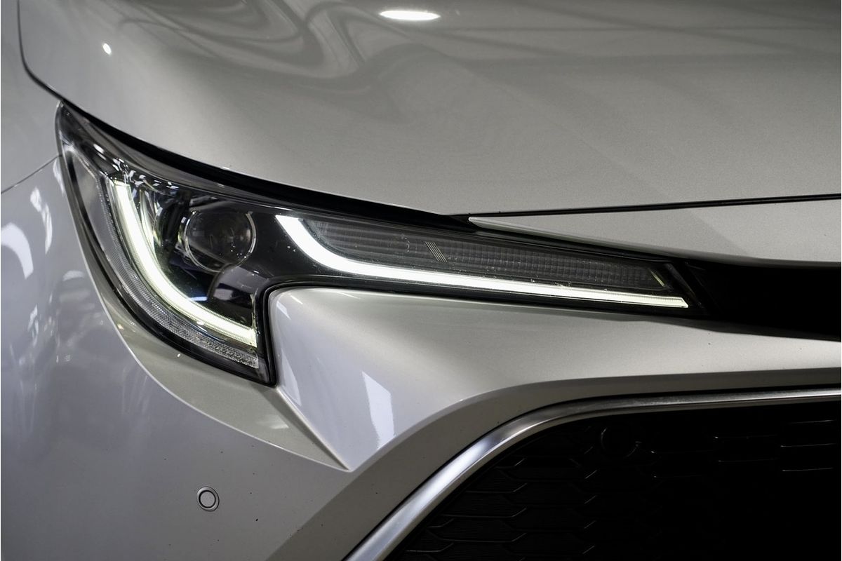 2020 Toyota Corolla ZR Hybrid ZWE211R
