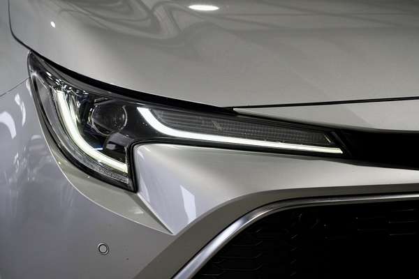 2020 Toyota Corolla ZR Hybrid ZWE211R