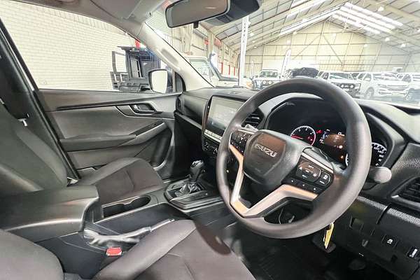 2021 Isuzu D-MAX SX High Ride Rear Wheel Drive