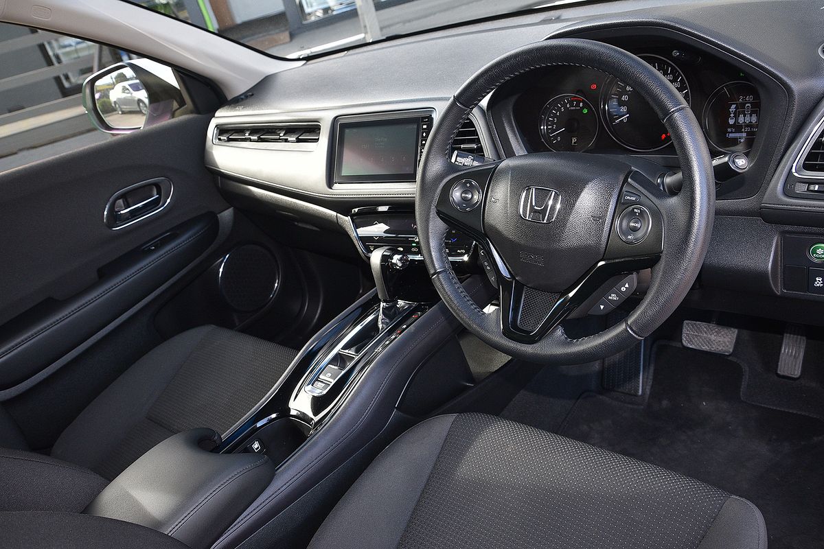 2021 Honda HR-V VTi-S