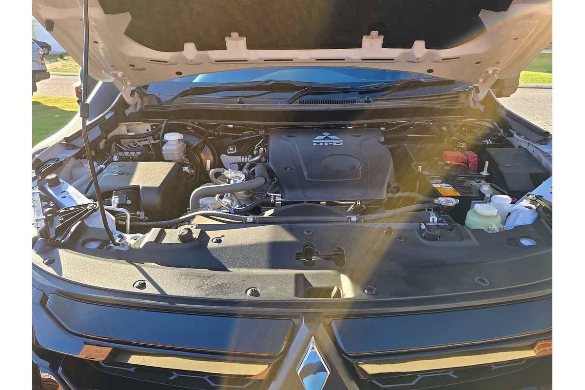 2023 Mitsubishi Triton GSR MR 4X4