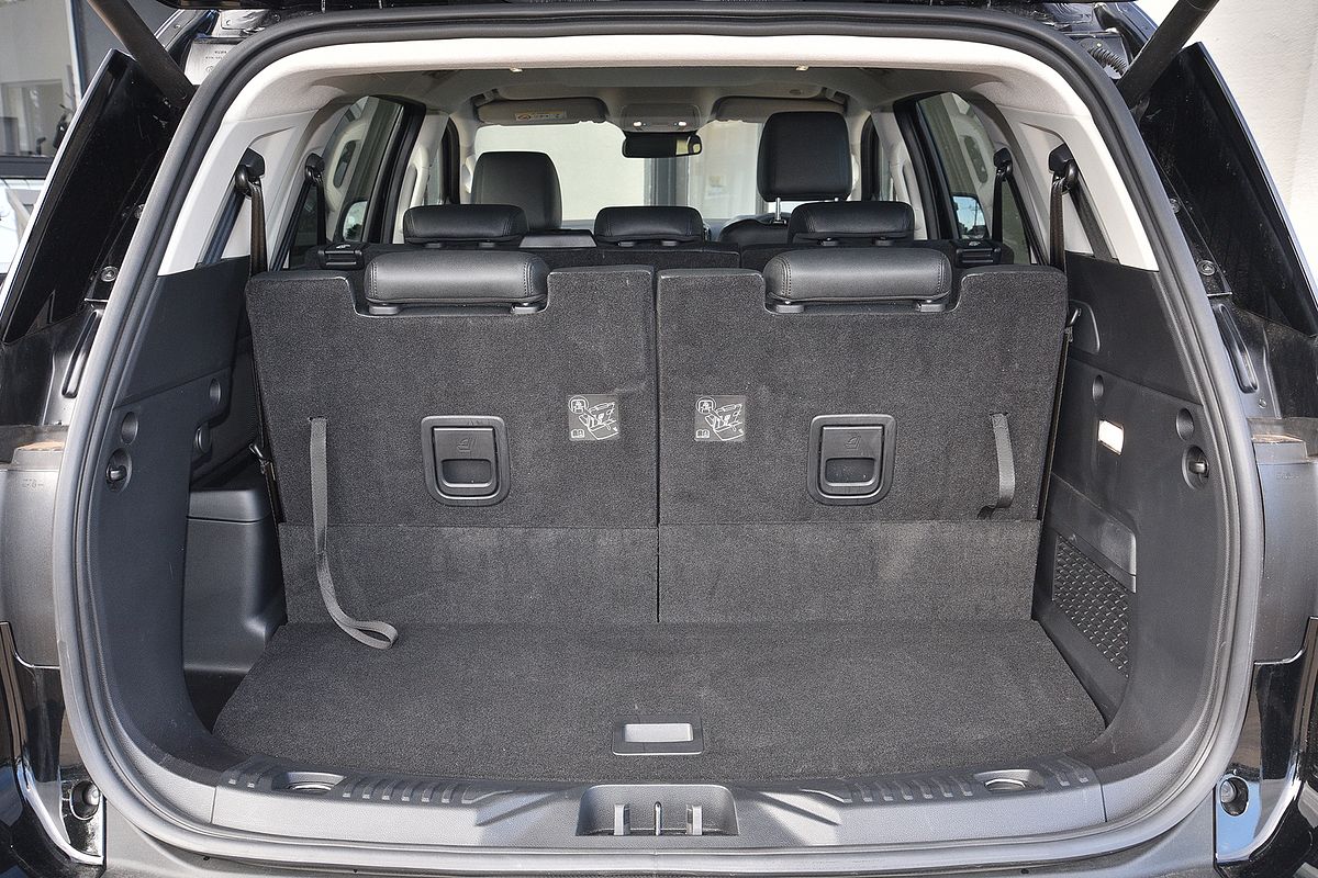 2023 Ford Everest Sport