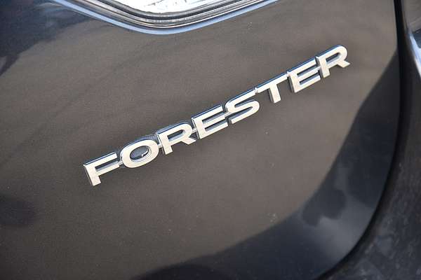 2019 Subaru Forester 2.5i-S S5