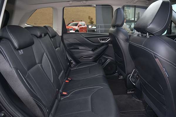 2019 Subaru Forester 2.5i-S S5