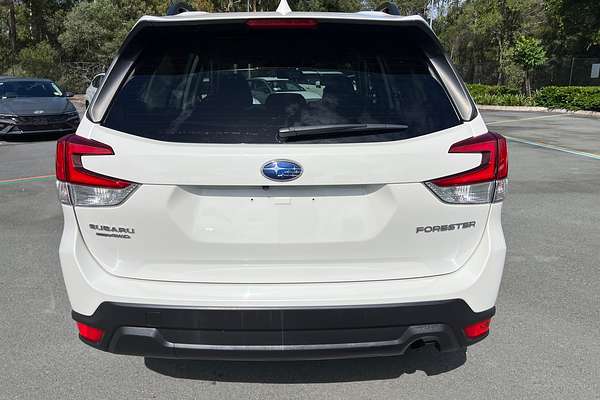 2022 Subaru Forester 2.5i S5