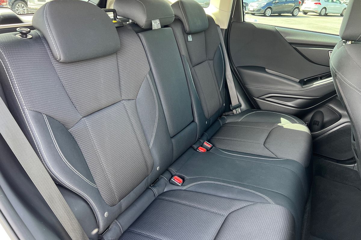 2022 Subaru Forester 2.5i S5