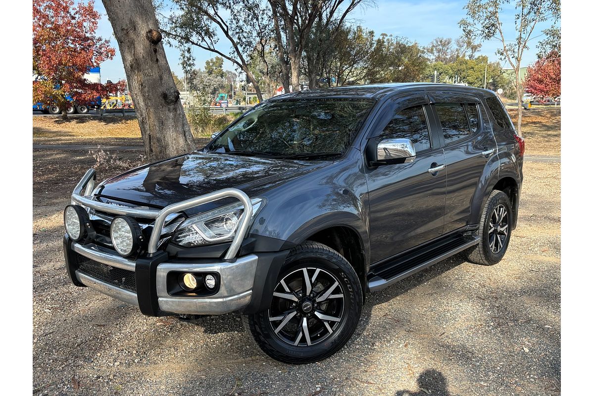 2020 Isuzu MU-X LS-U