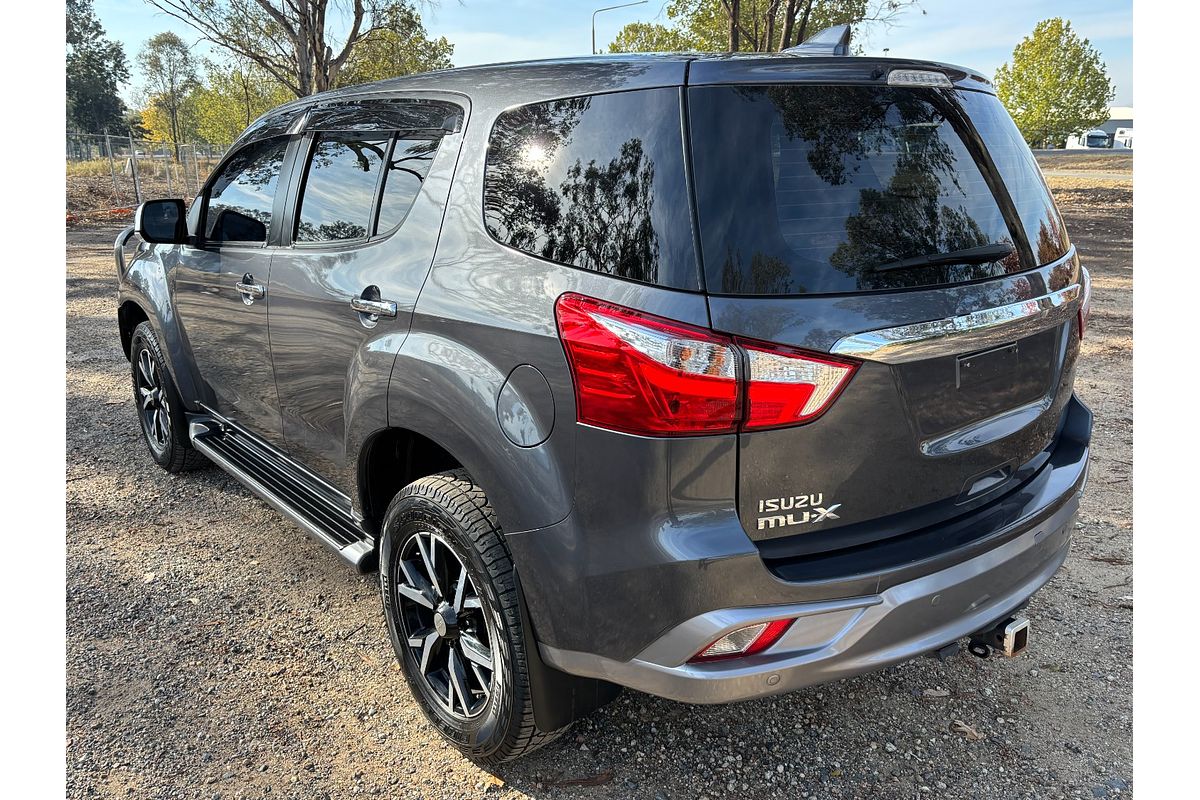 2020 Isuzu MU-X LS-U