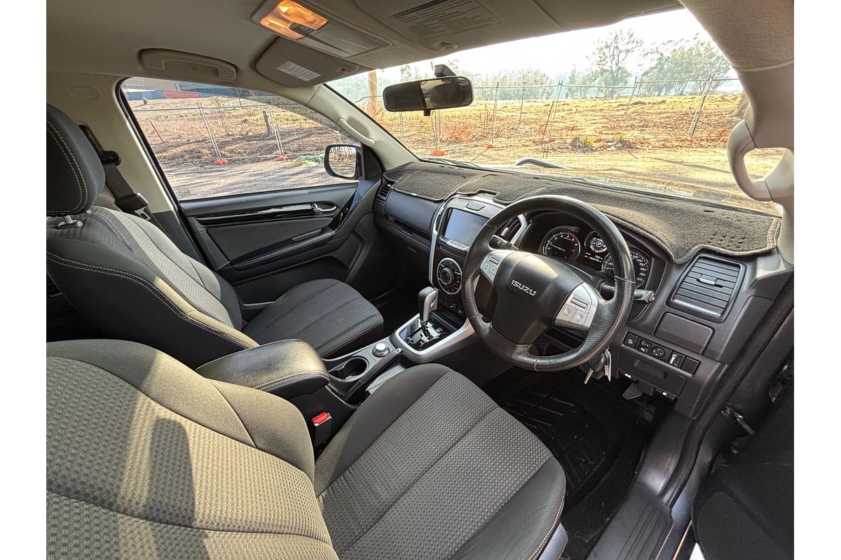 2020 Isuzu MU-X LS-U