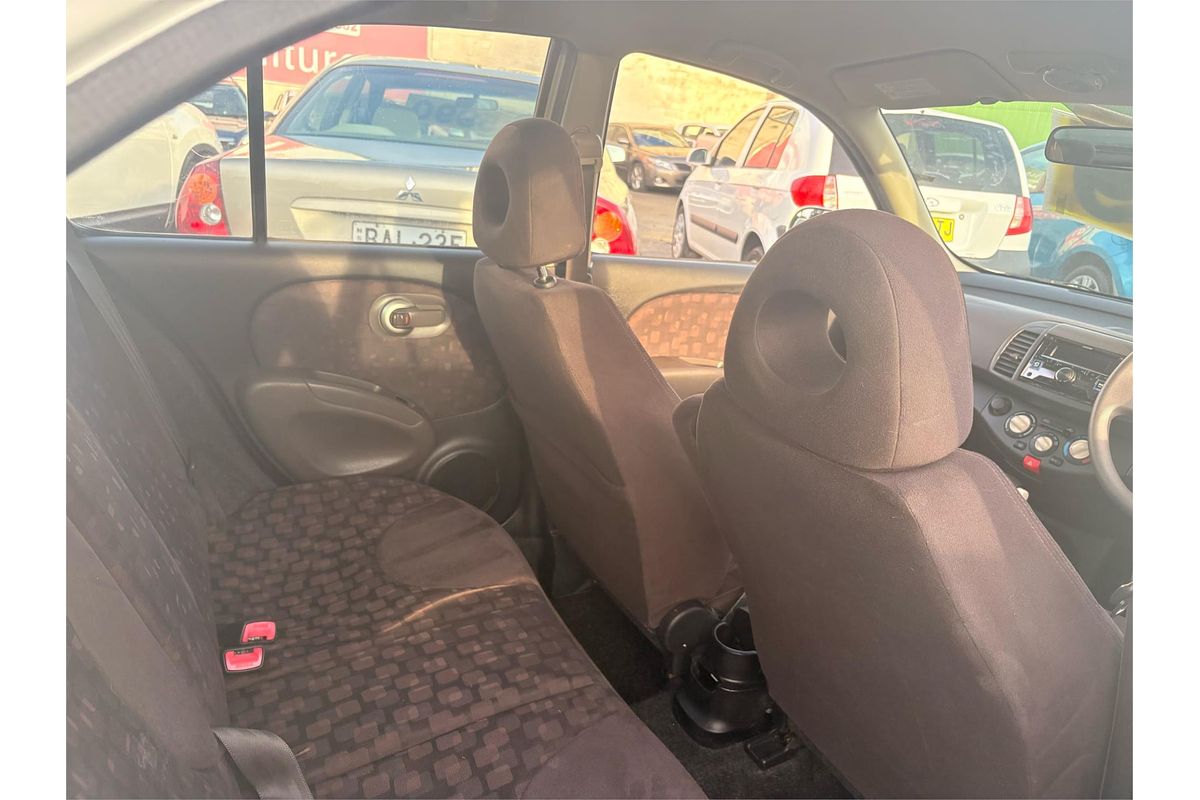 2010 Nissan Micra K12