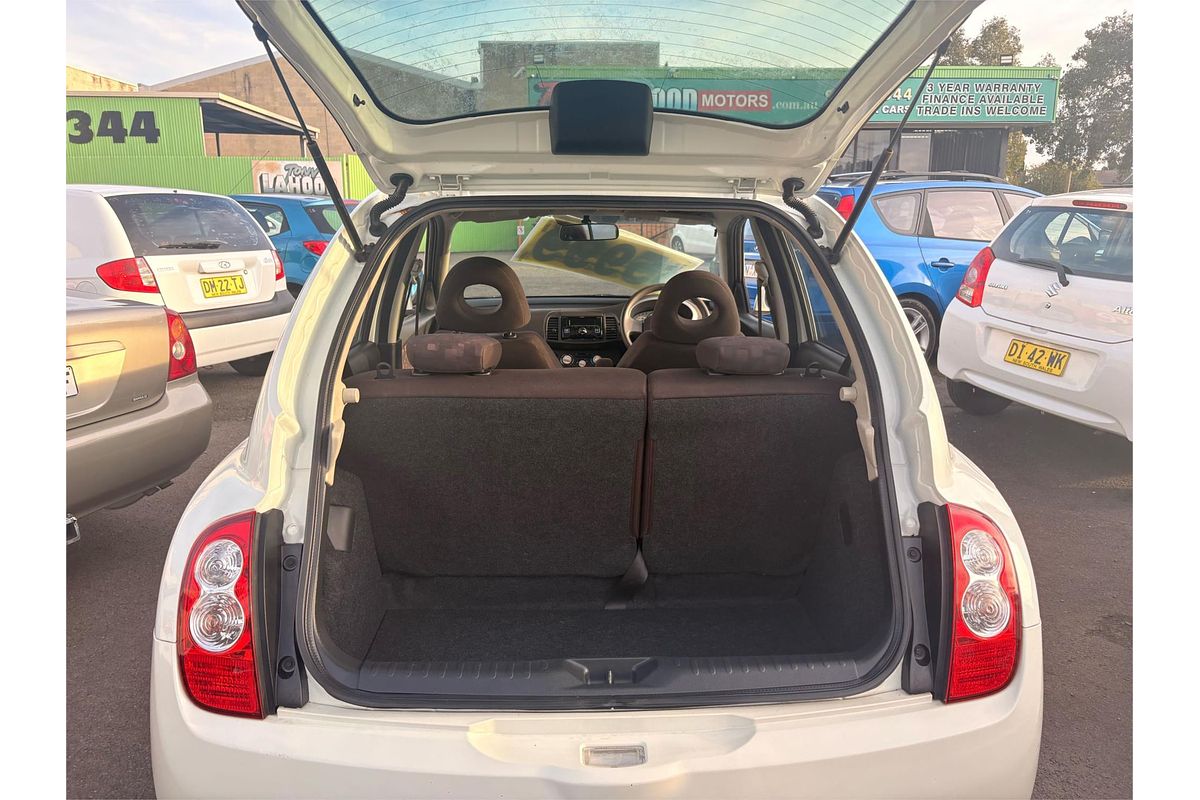 2010 Nissan Micra K12