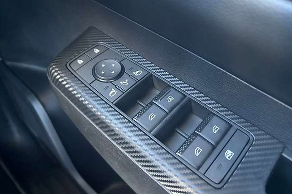 2024 Mitsubishi Triton MV MY24