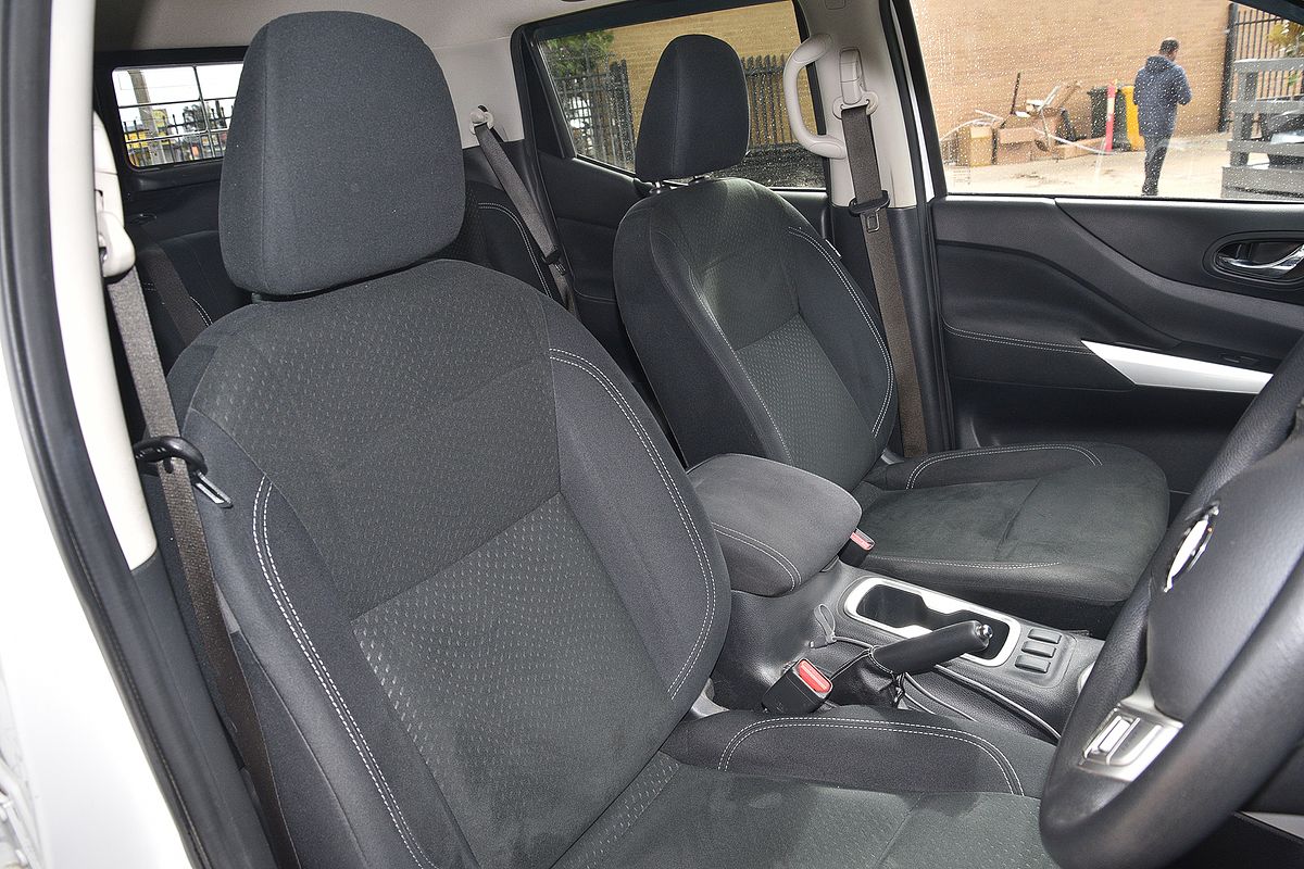 2020 Nissan Navara RX D23 Series 4 4X4