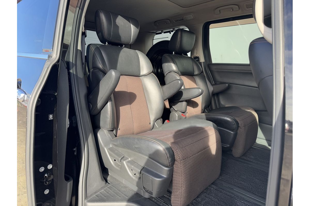 2010 Nissan Elgrand Rider E52