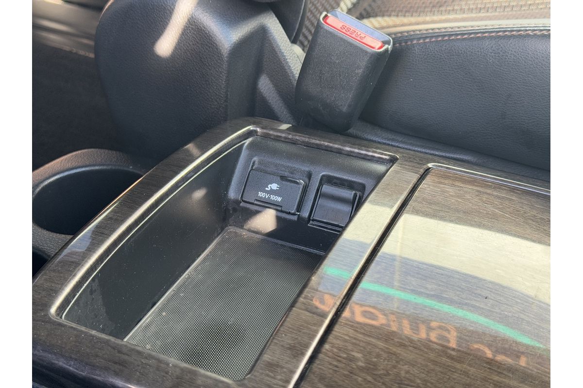 2010 Nissan Elgrand Rider E52