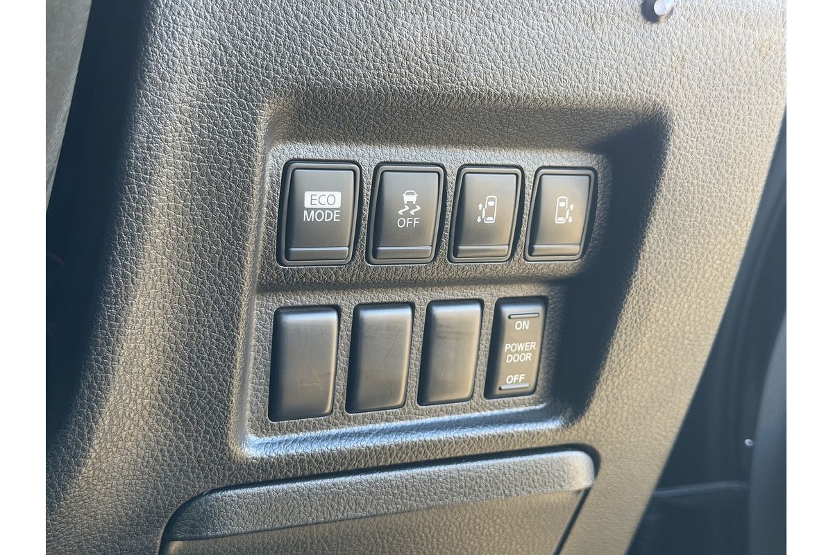 2010 Nissan Elgrand Rider E52