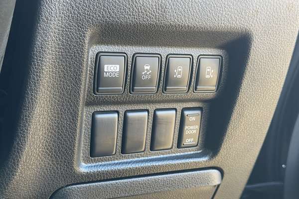 2010 Nissan Elgrand Rider E52