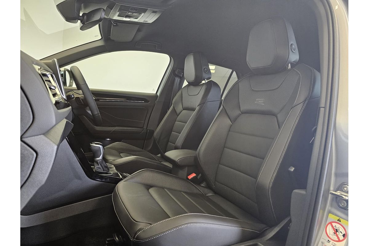 2024 Volkswagen T-Roc 140TSI R-Line D11