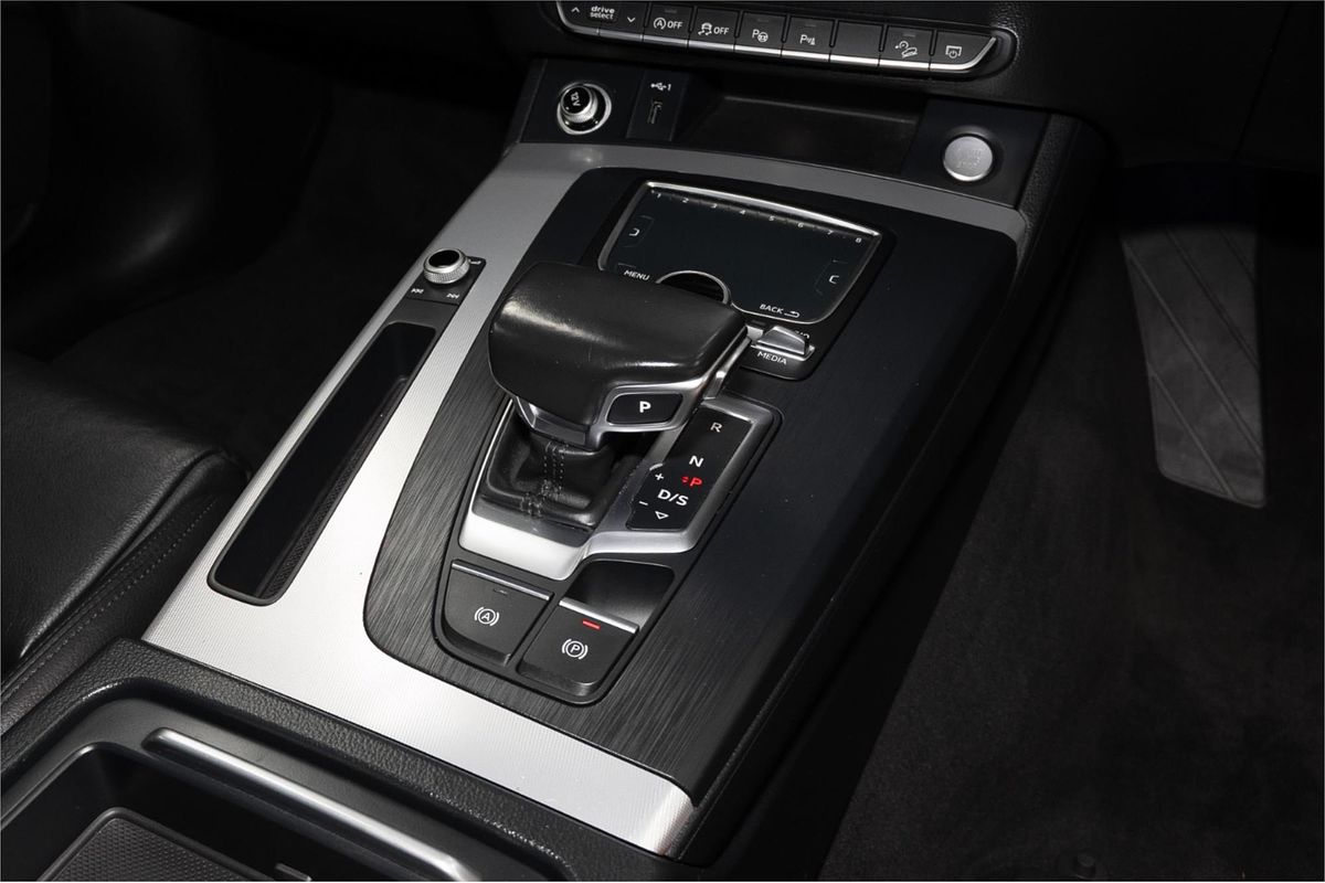 2018 Audi Q5 TFSI sport FY