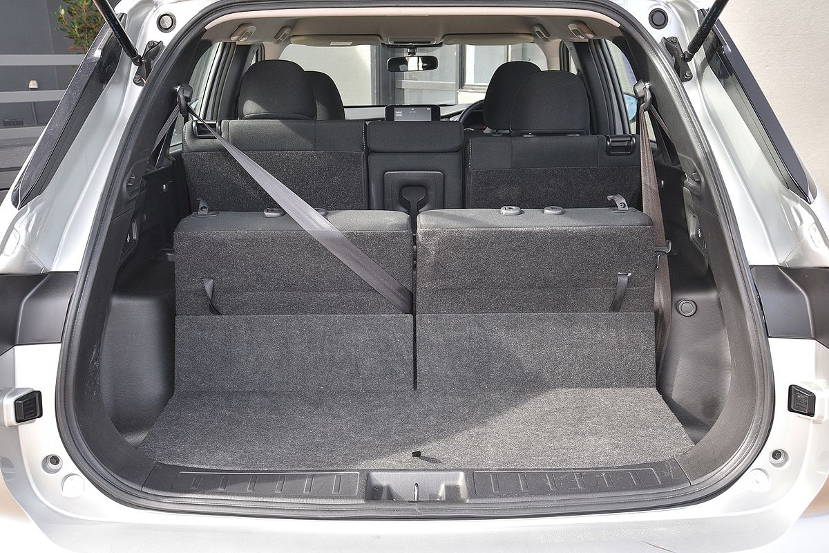 2024 Mitsubishi Outlander LS ZM