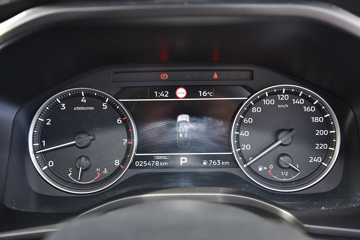 2024 Mitsubishi Outlander LS ZM