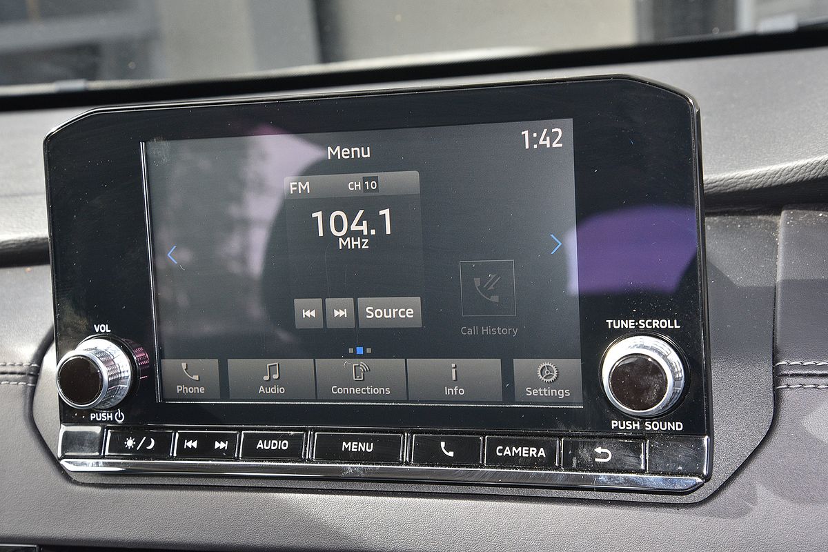 2024 Mitsubishi Outlander LS ZM