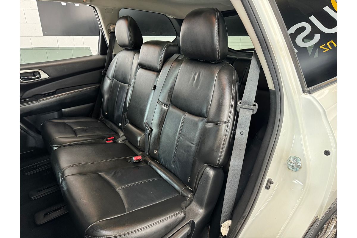 2014 Nissan PATHFINDER TI 3.5L V6 4WD 7 Seater