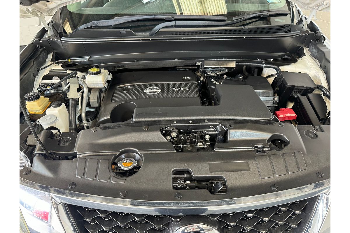 2014 Nissan PATHFINDER TI 3.5L V6 4WD 7 Seater