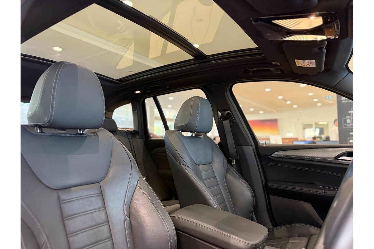 2018 BMW X3 xDrive30i G01