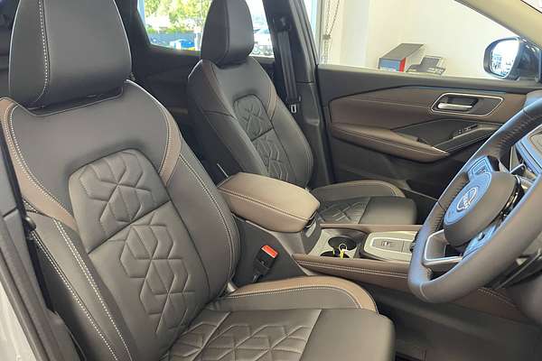 2024 Nissan QASHQAI Ti J12