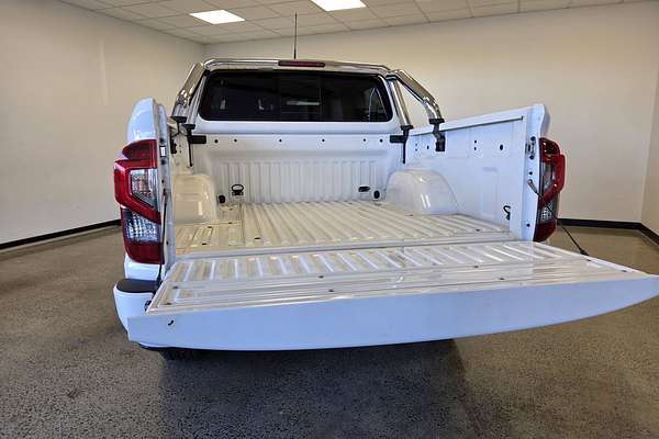 2024 Nissan Navara ST D23 4X4