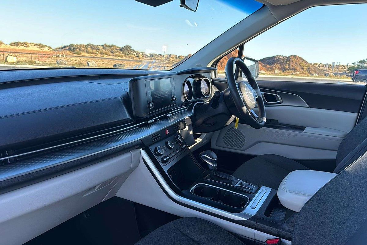 2022 Kia Carnival S KA4