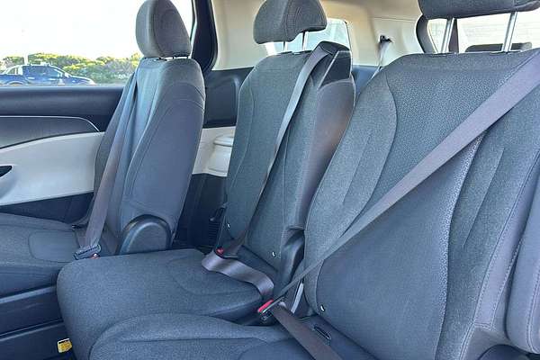 2022 Kia Carnival S KA4