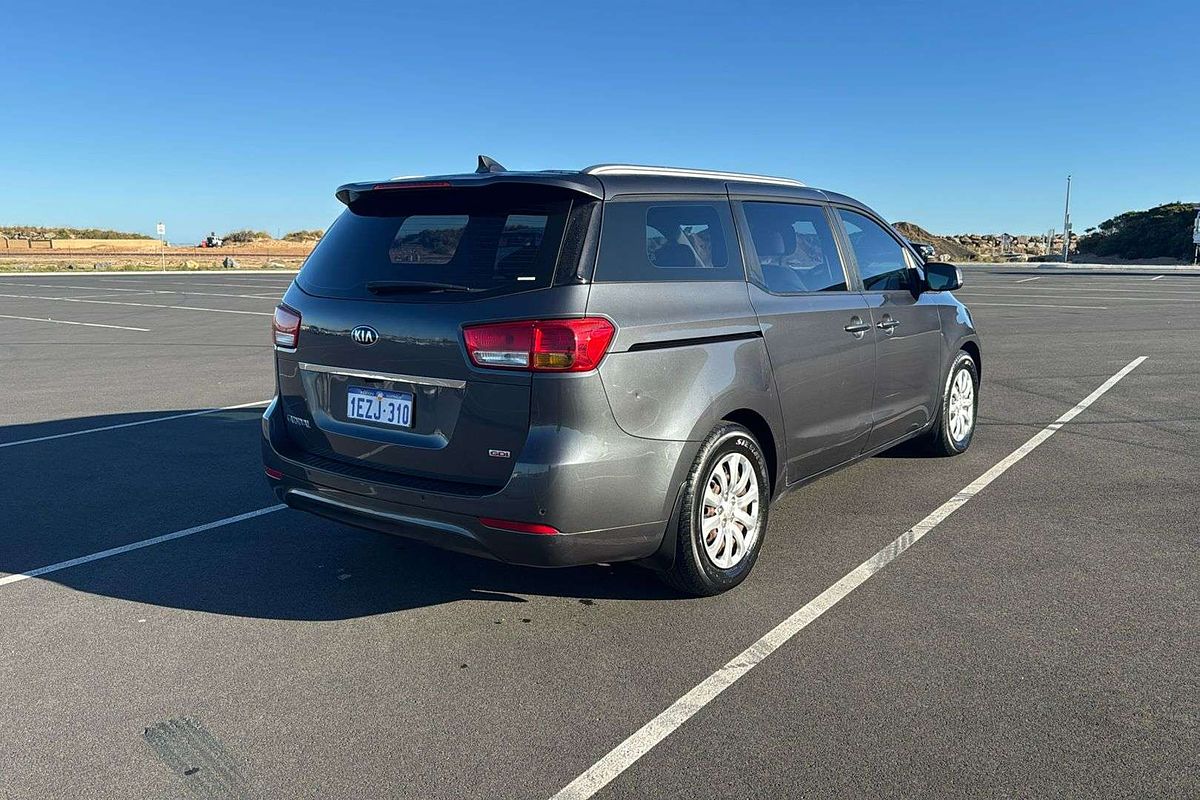 2016 Kia Carnival S YP