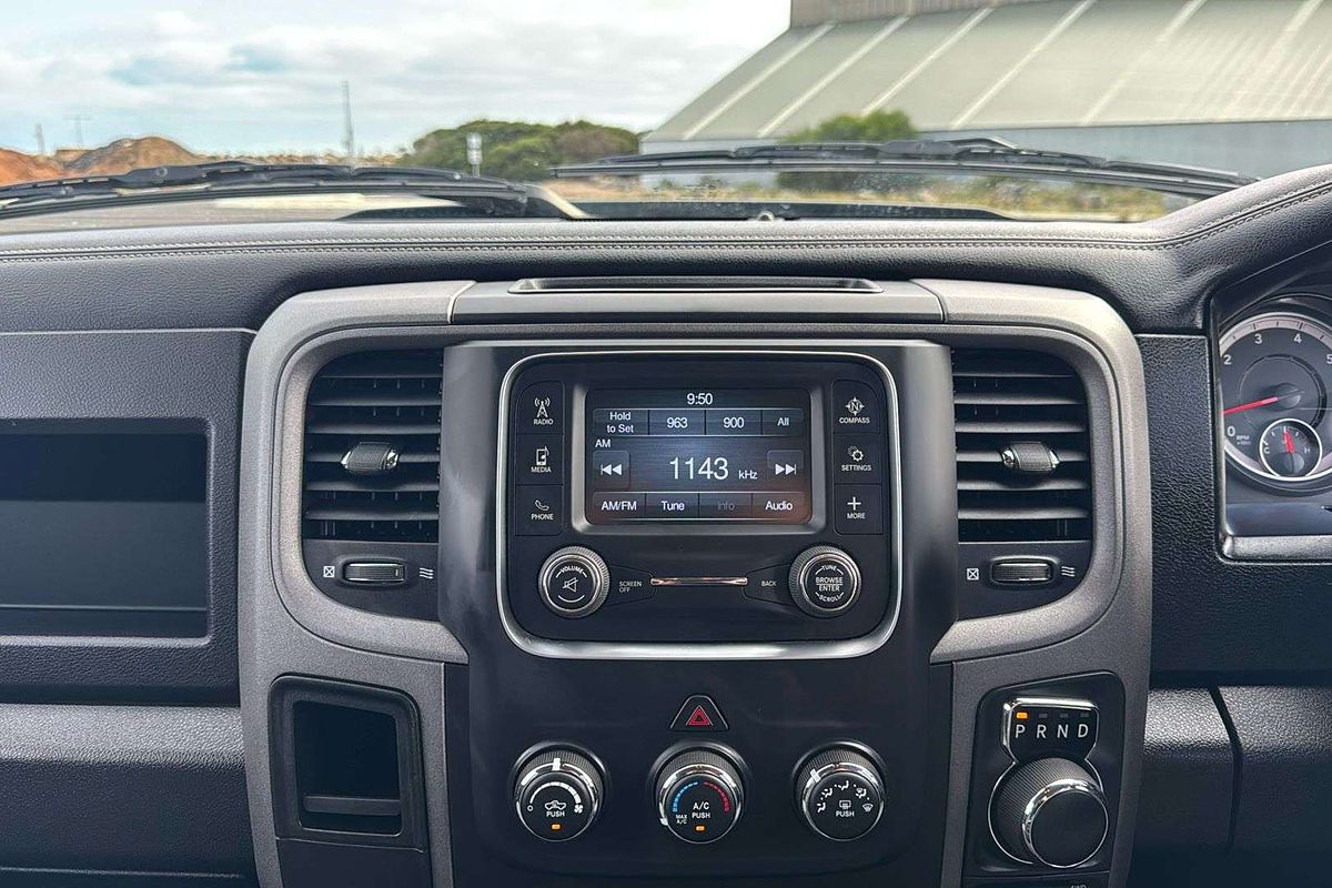 2019 RAM 1500 Express DS 4X4 SWB