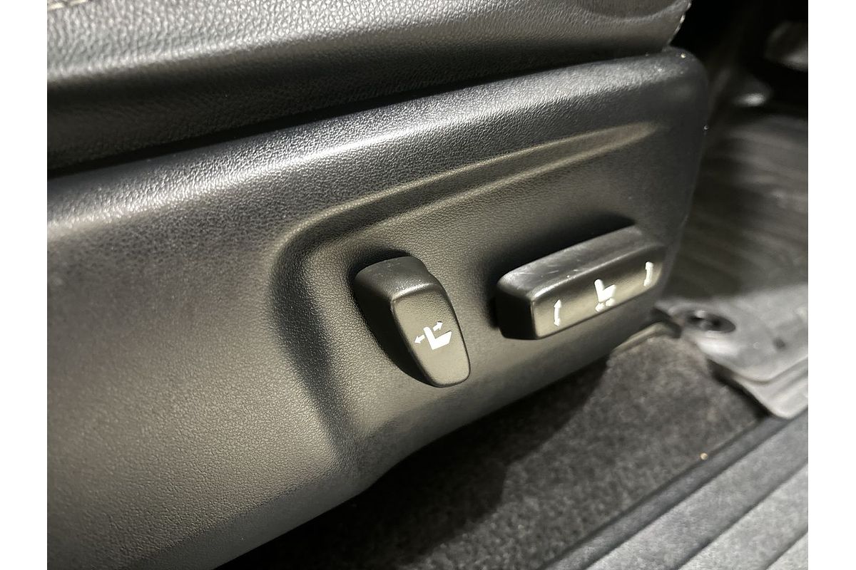 2018 Toyota Hilux SR5 GUN126R 4X4