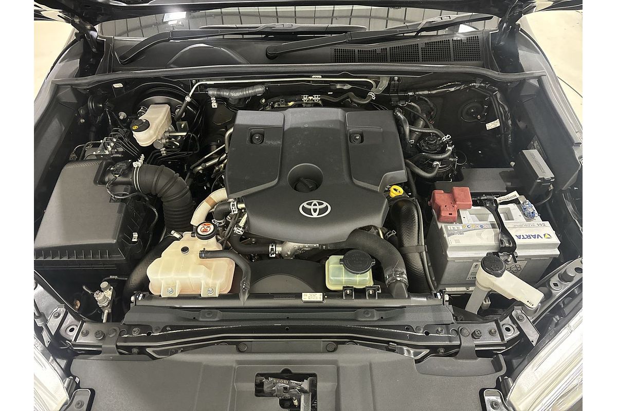 2018 Toyota Hilux SR5 GUN126R 4X4