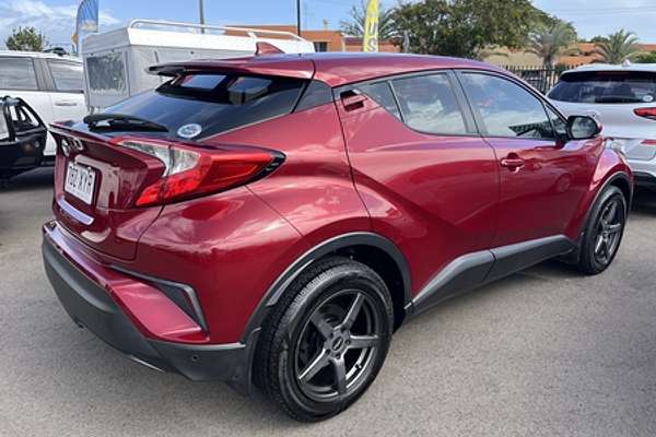 2017 Toyota C-HR NGX10R