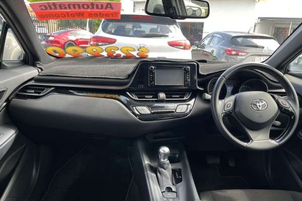 2017 Toyota C-HR NGX10R