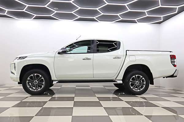 2021 Mitsubishi Triton GLS MR 4X4