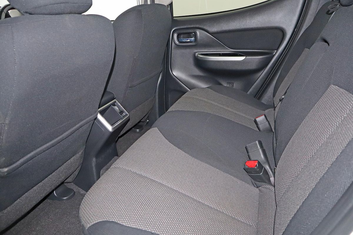 2021 Mitsubishi Triton GLS MR 4X4