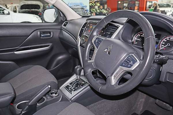 2021 Mitsubishi Triton GLS MR 4X4
