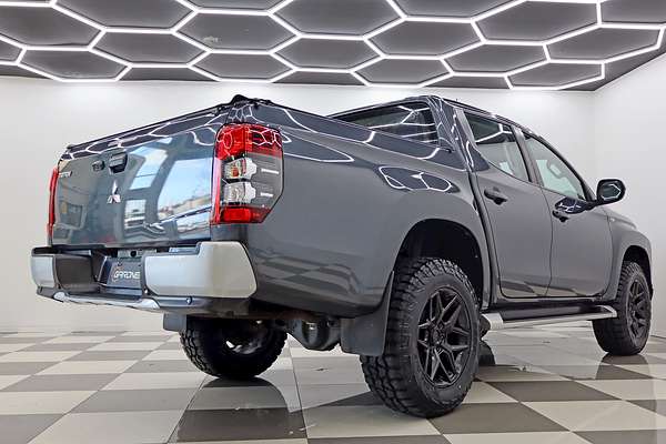 2022 Mitsubishi Triton GLX+ MR 4X4