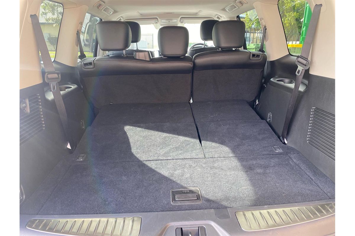 2024 Nissan Patrol Ti-L Y62