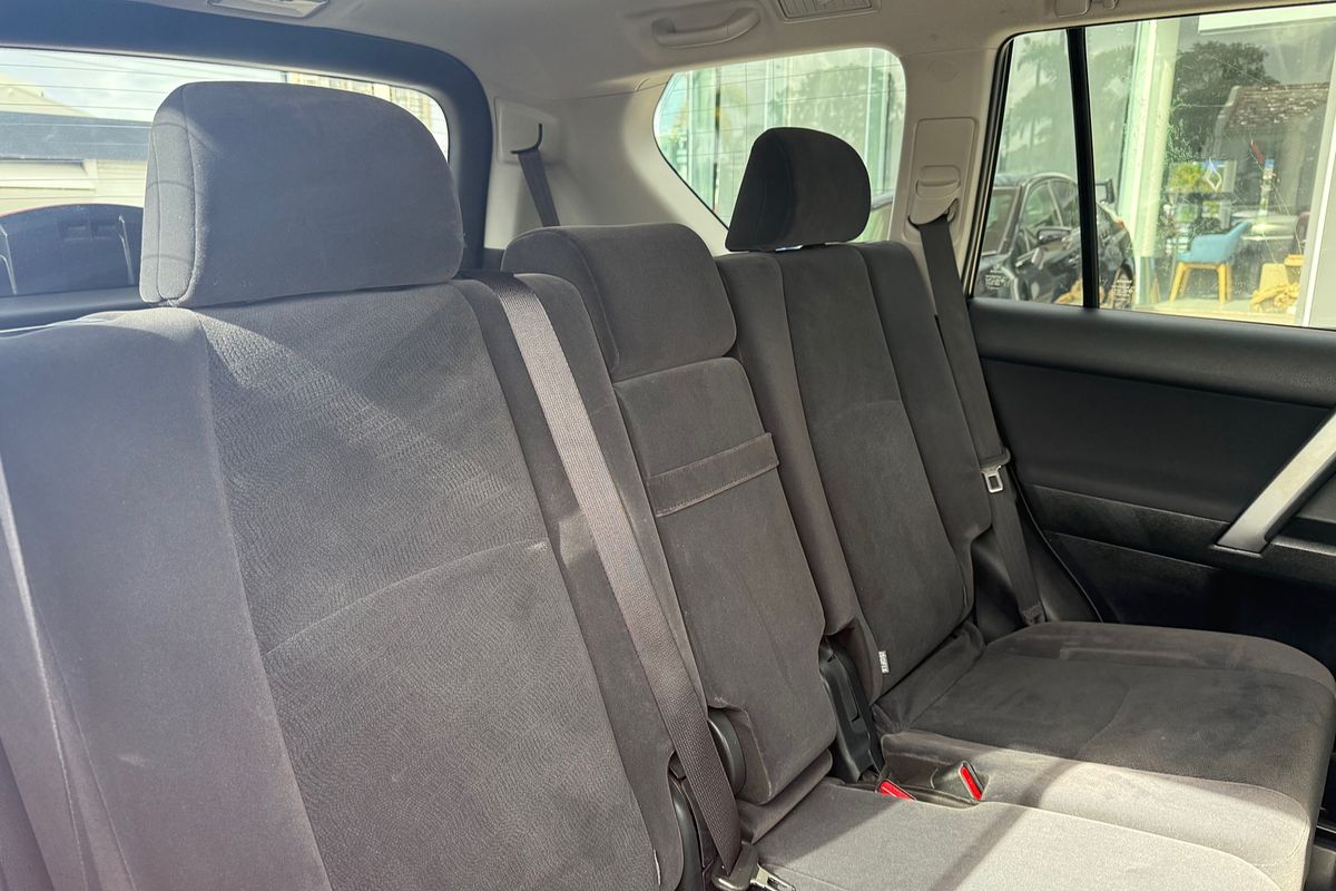 2017 Toyota Landcruiser Prado GXL GDJ150R