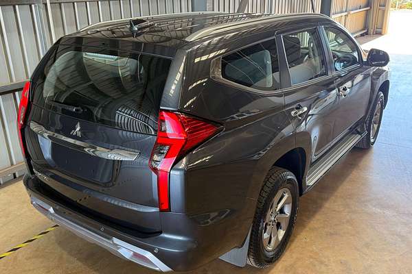 2025 Mitsubishi Pajero Sport GLX QG
