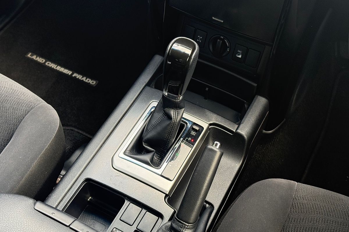 2017 Toyota Landcruiser Prado GXL GDJ150R