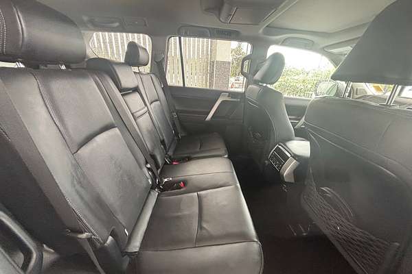 2020 Toyota Landcruiser Prado